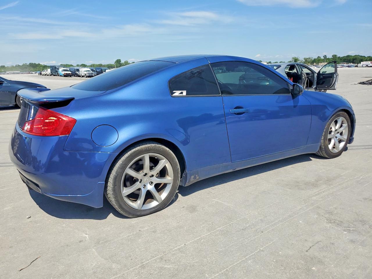 2005 Infiniti G35 Base - Image 3