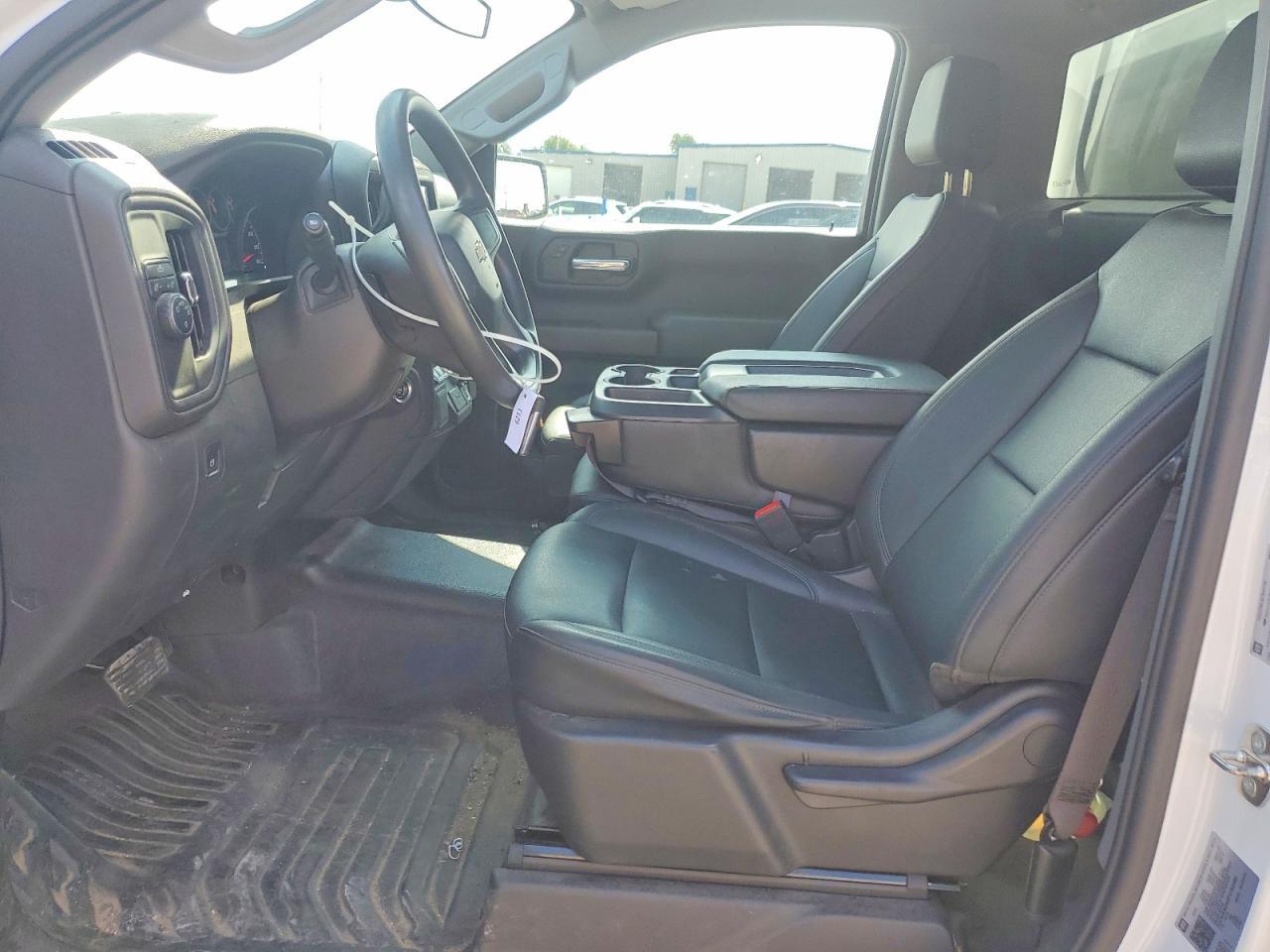 2023 Chevrolet Silverado C1500 - Фото 7