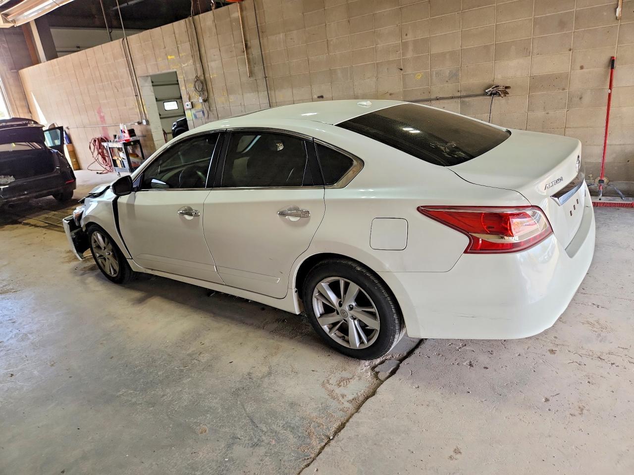 2013 Nissan Altima 2.5 - Image 2