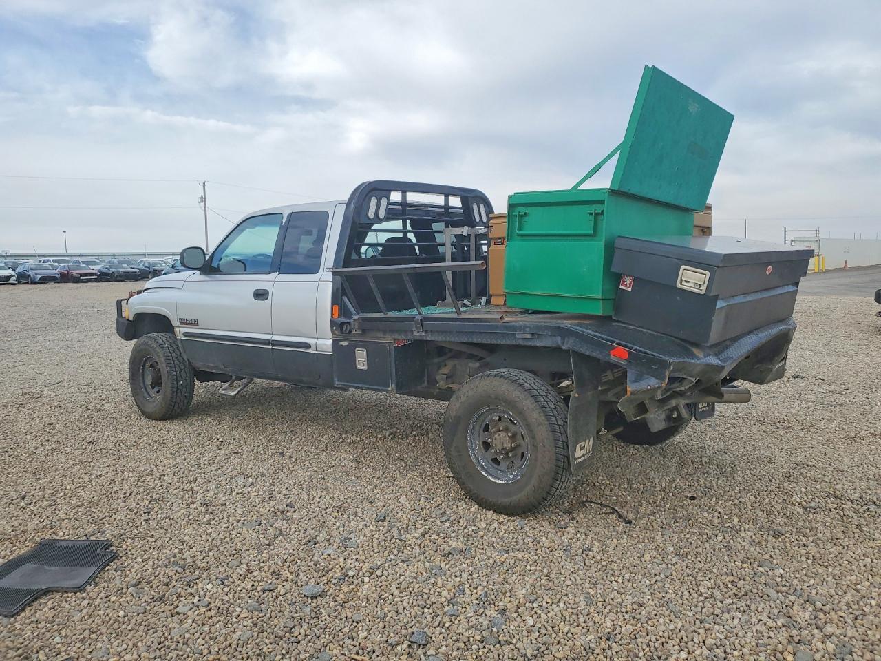 2002 Dodge Ram 2500 - Фото 2