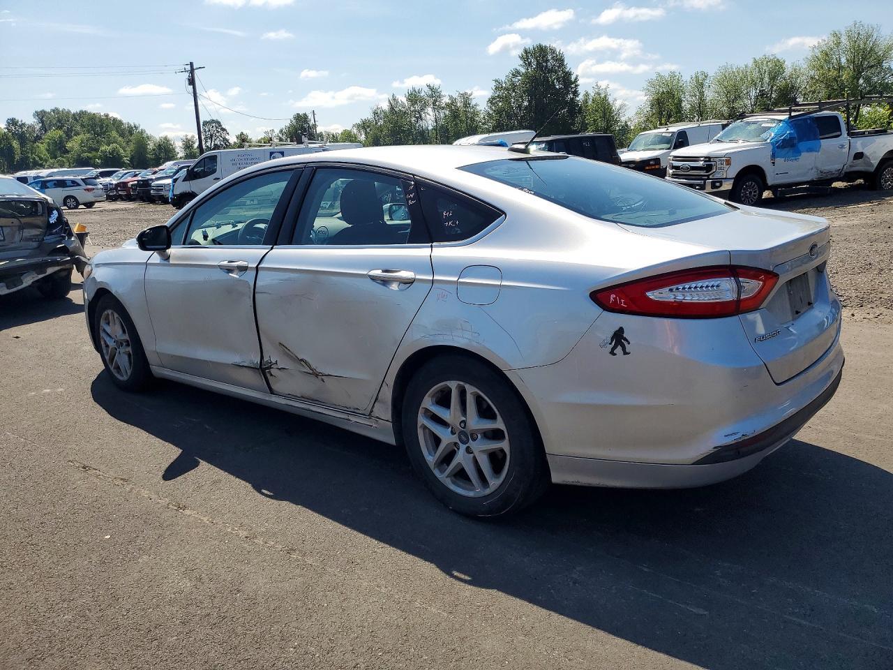 2015 Ford Fusion Se - Фото 2