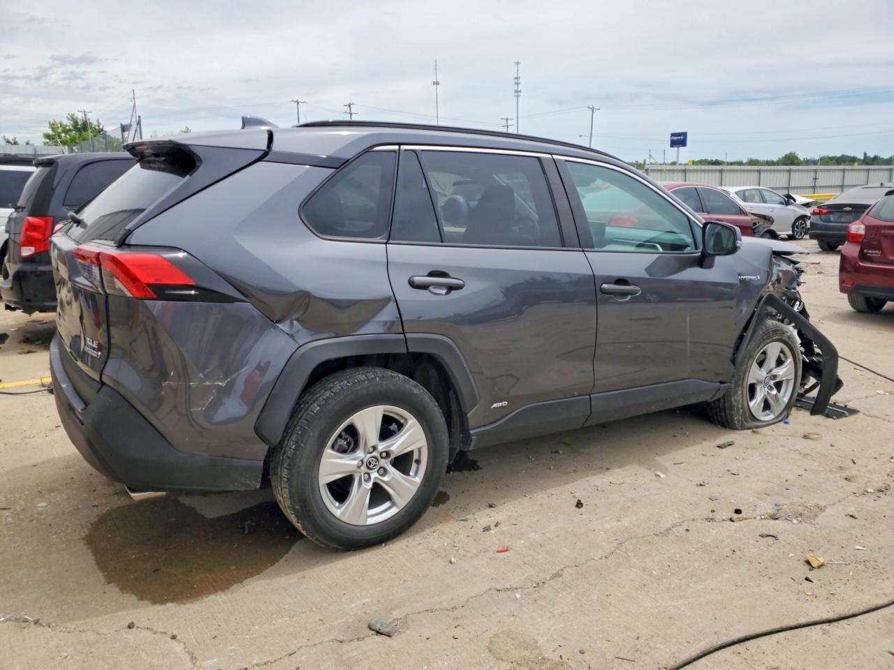 2020 Toyota Rav4 Hybrid Xle - Фото 3