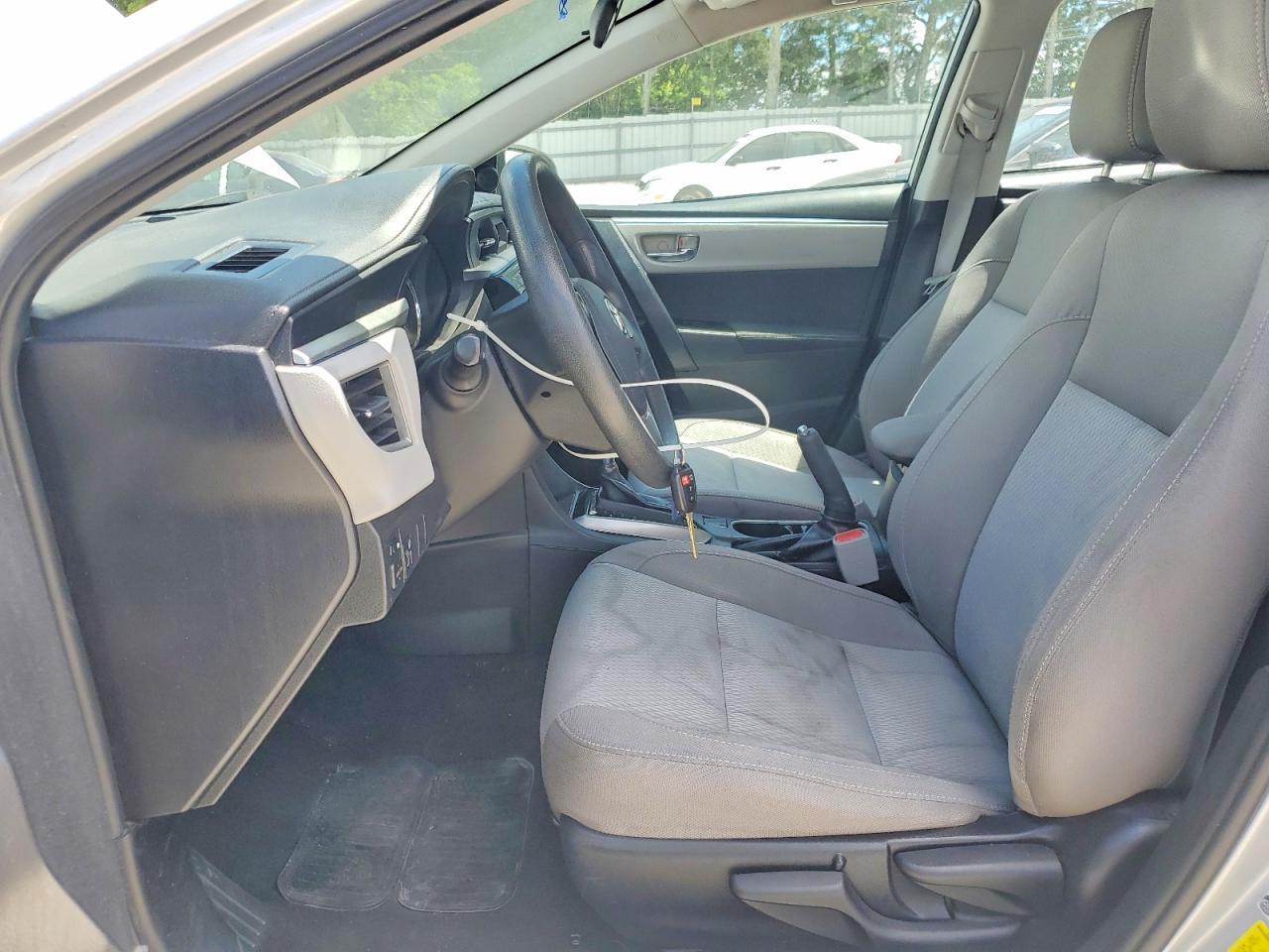 2016 Toyota Corolla Le - Image 7
