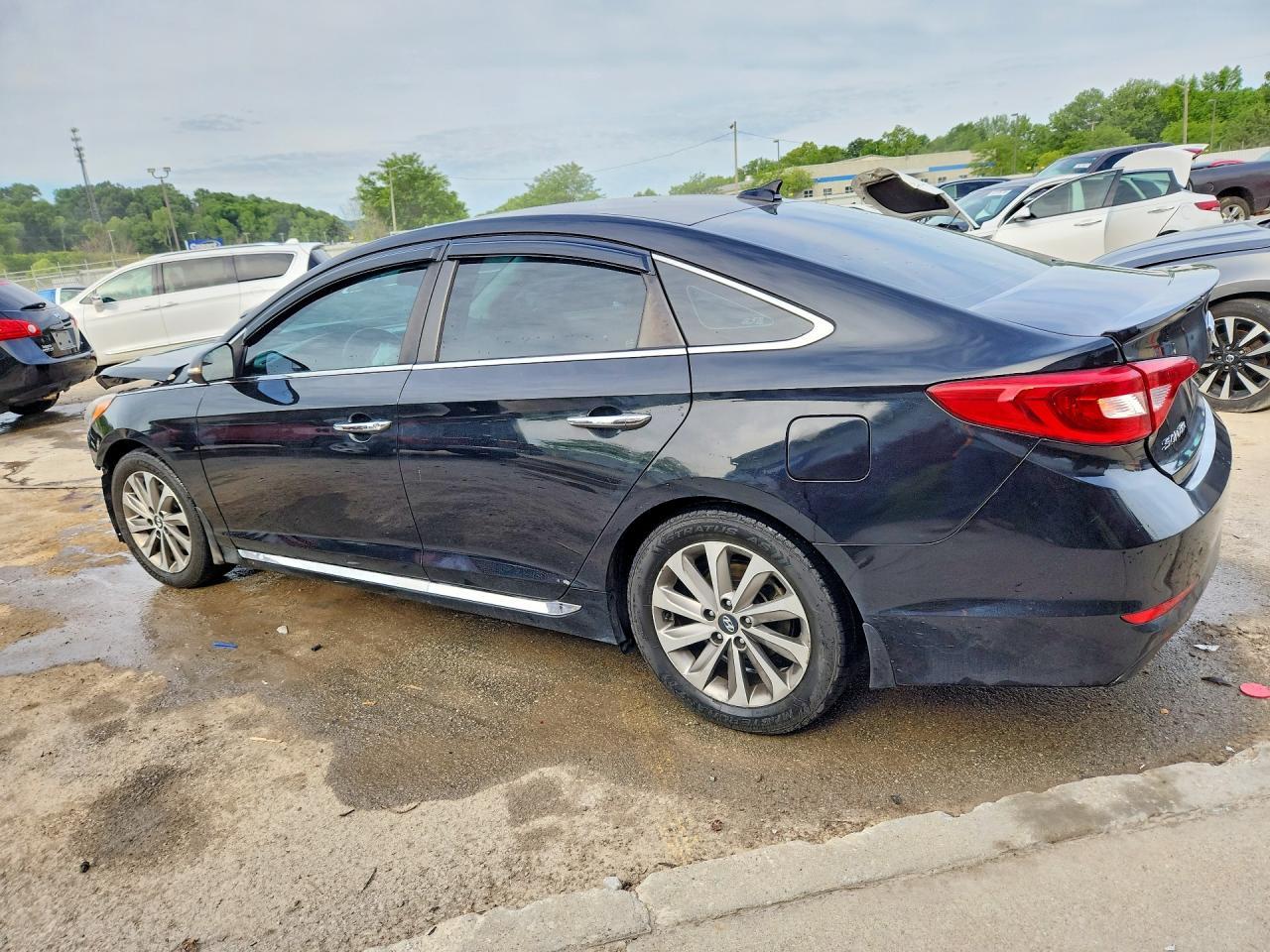 2016 Hyundai Sonata Sport - Фото 2
