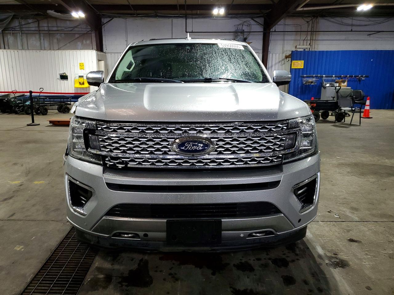 2019 Ford Expedition Platinum - Image 5