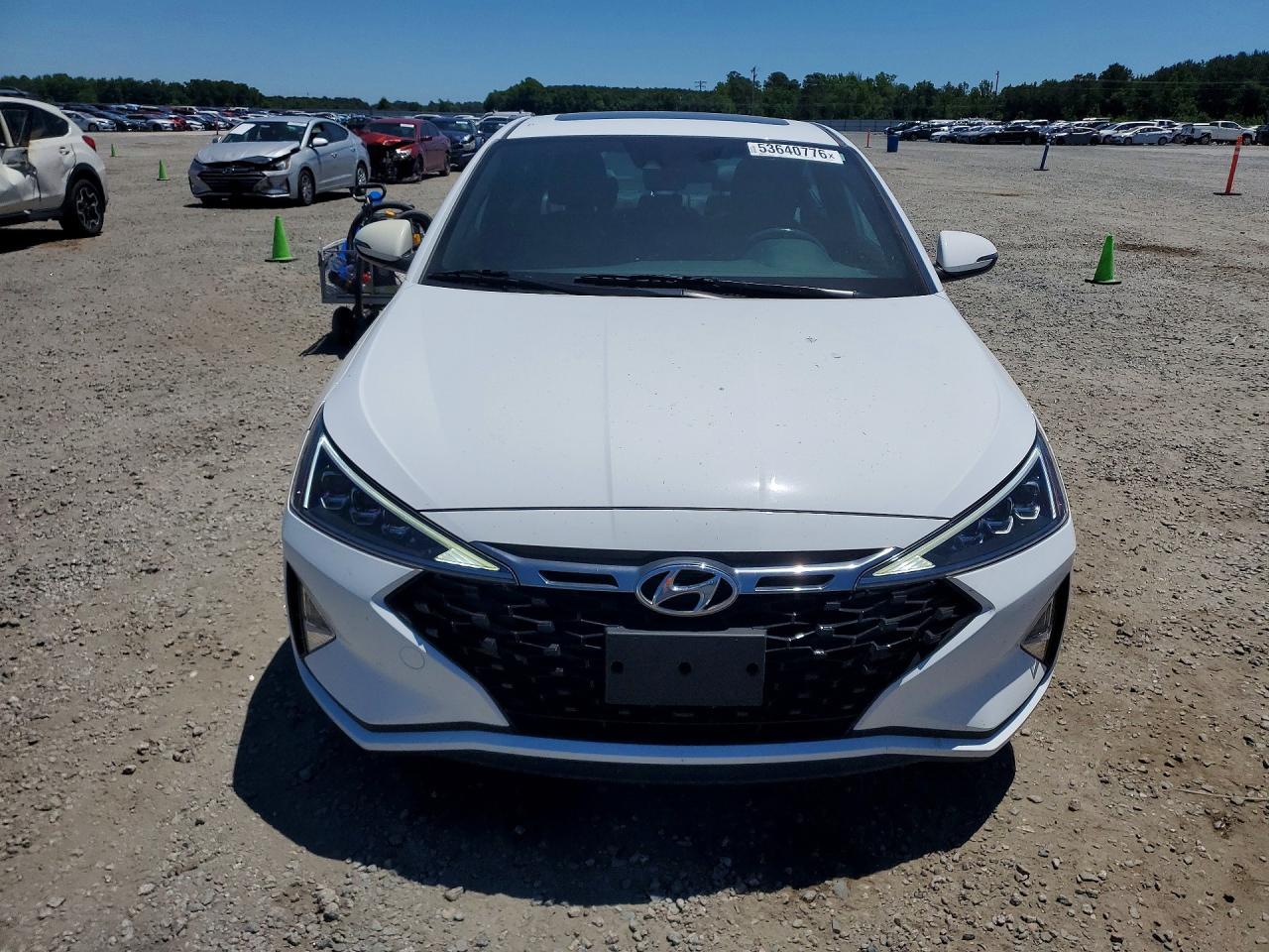 2020 Hyundai Elantra Sport - Image 5