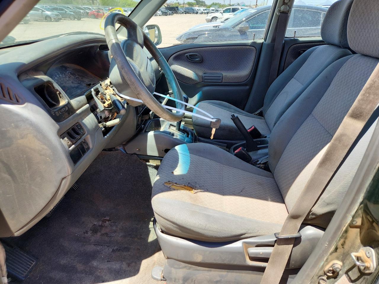 2000 Chevrolet Tracker - Image 7