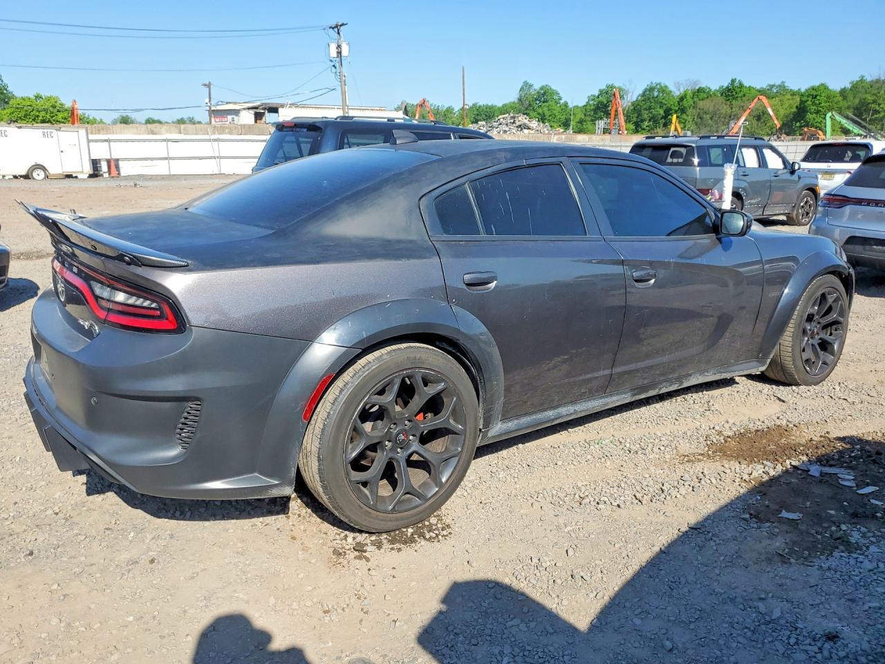 2016 Dodge Charger R - Image 3