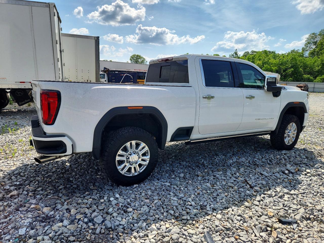 2021 GMC Sierra K3500 Denali - Image 3