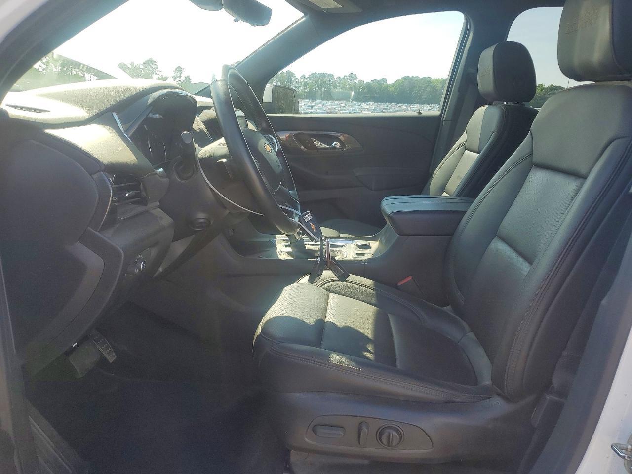 2023 Chevrolet Traverse High Country - Image 7