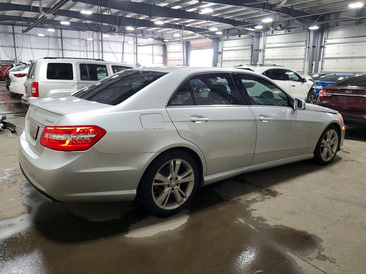 2013 Mercedes-Benz E 350 4Matic - Фото 3
