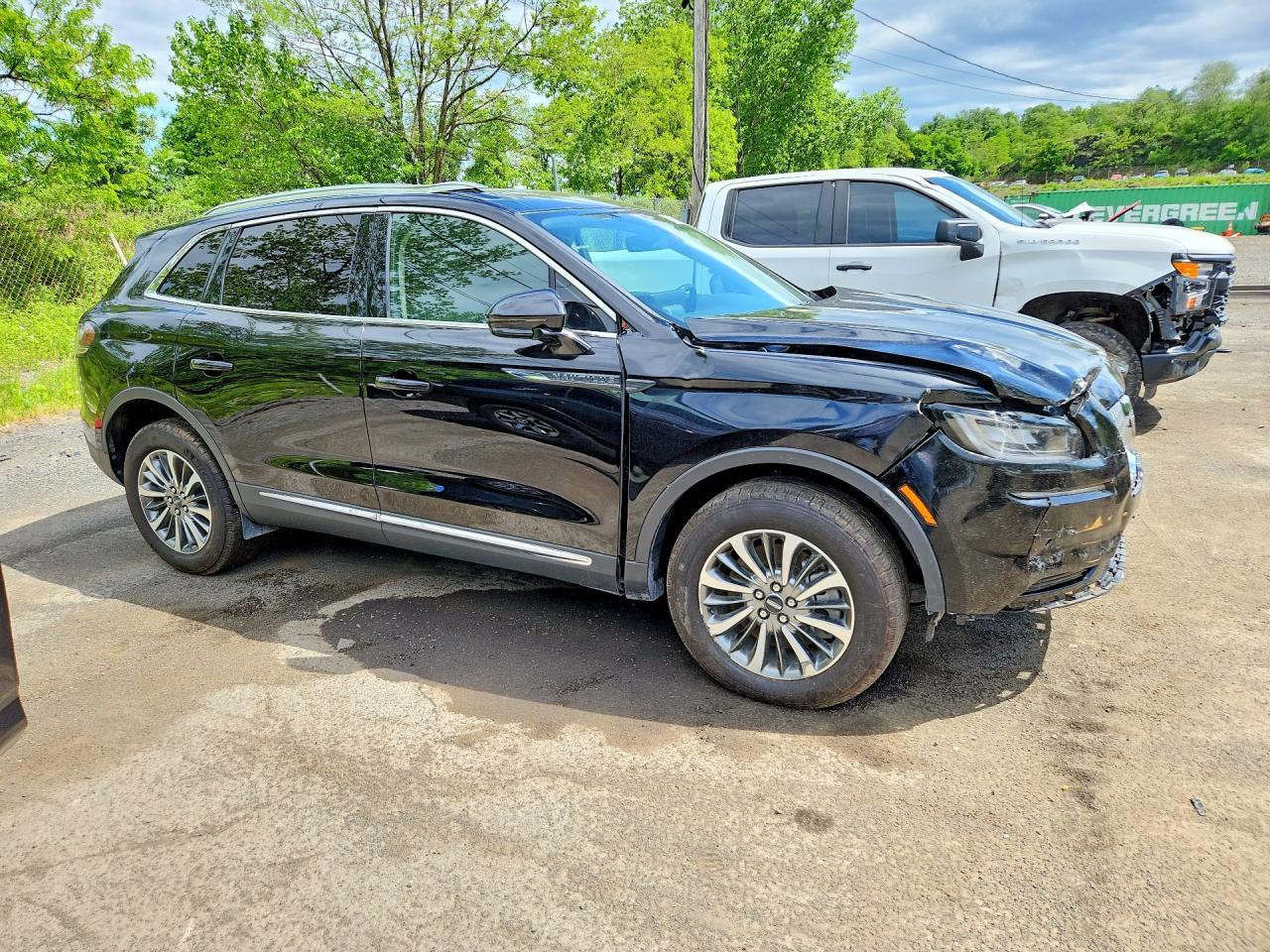 2023 Lincoln Nautilus - Image 4