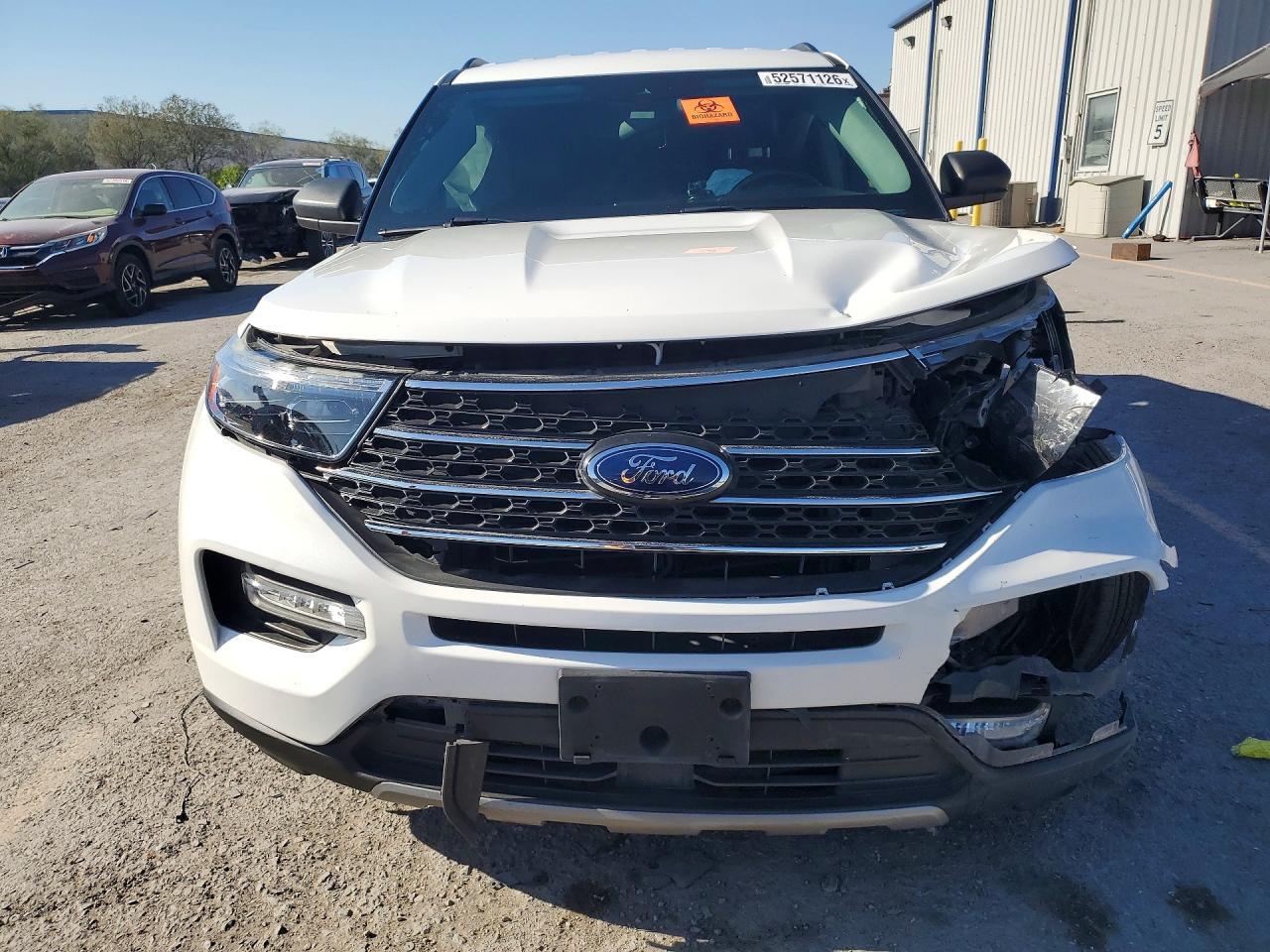2022 Ford Explorer Xlt - Фото 5