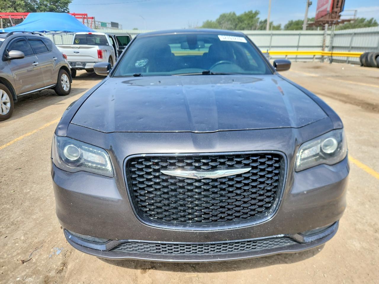 2019 Chrysler 300 S - Image 5