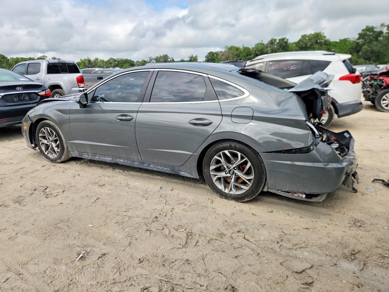 2021 Hyundai Sonata Sel - Фото 2