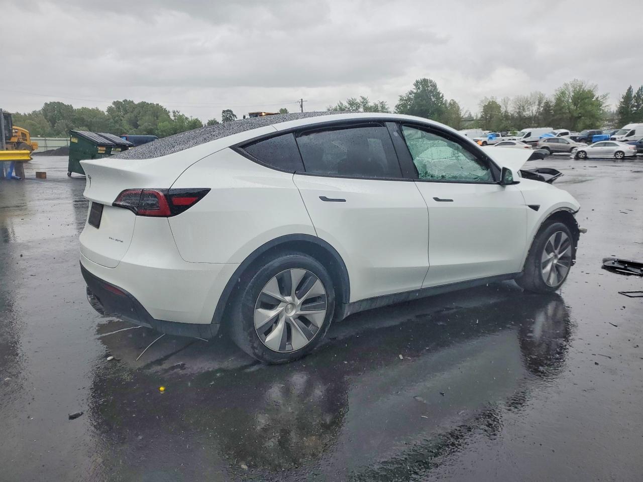 2023 Tesla Model Y - Фото 3