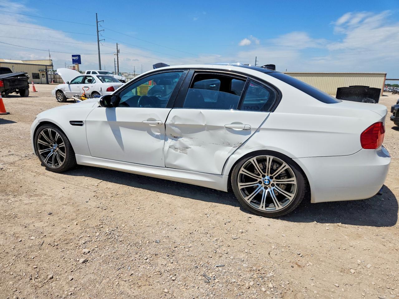 2011 BMW M3 - Image 2