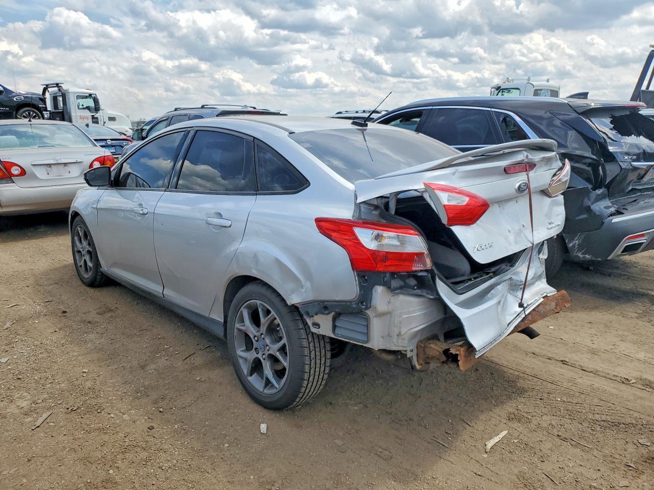 2014 Ford Focus Se - Image 2