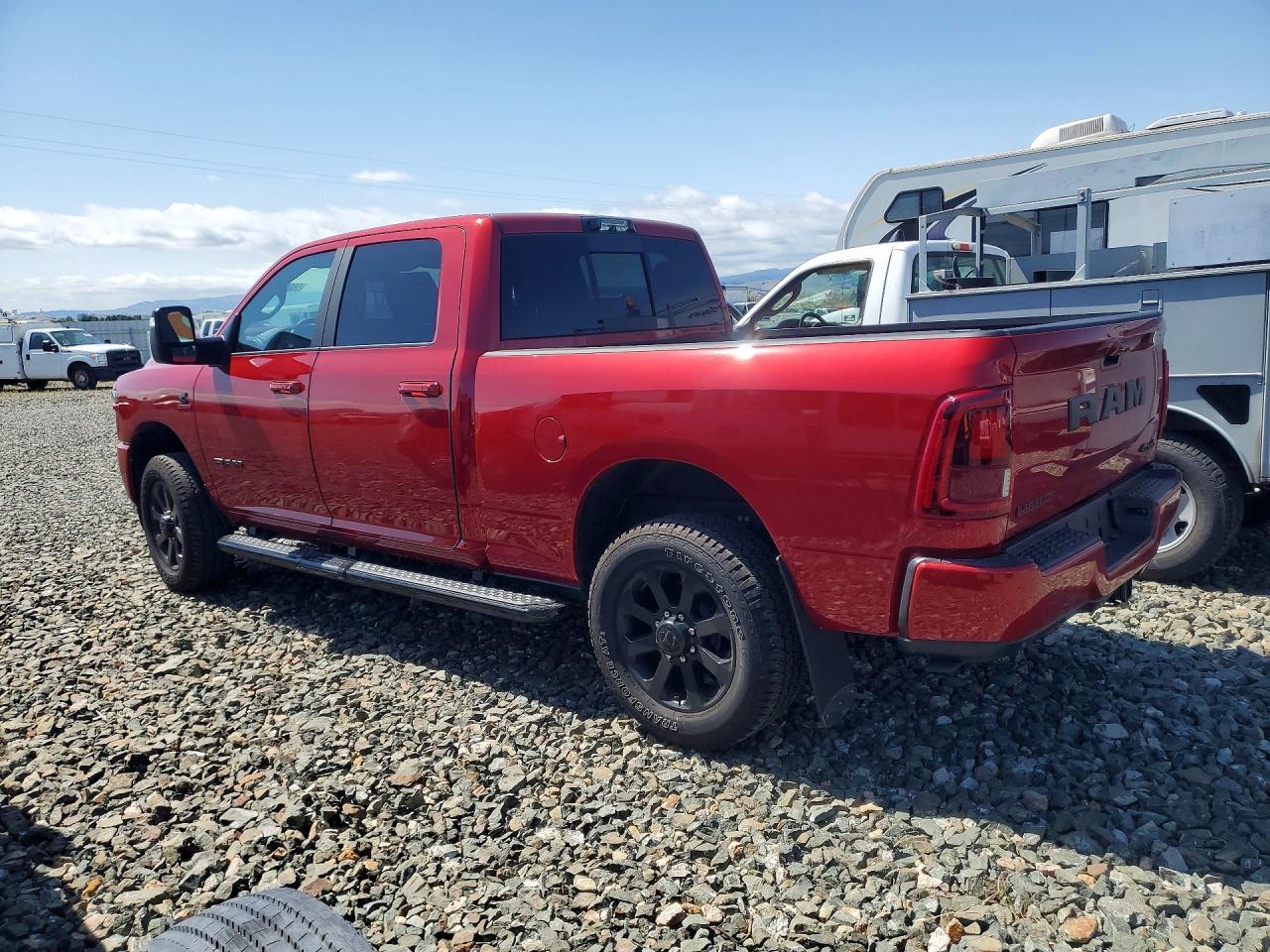 2026 Ram 2500 Laramie - Фото 2
