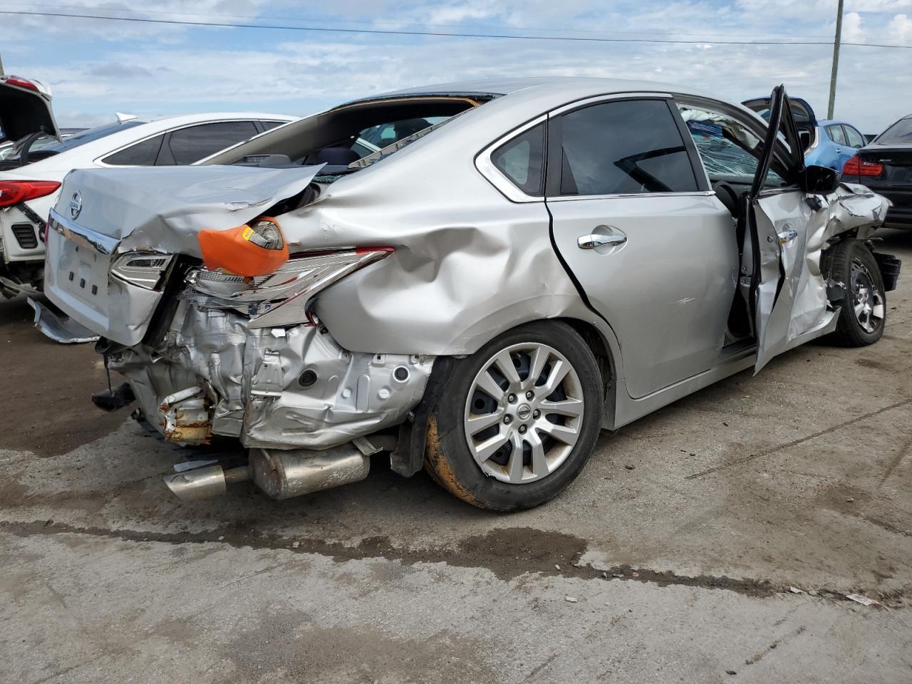 2016 Niss Altima 2.5 - Фото 3
