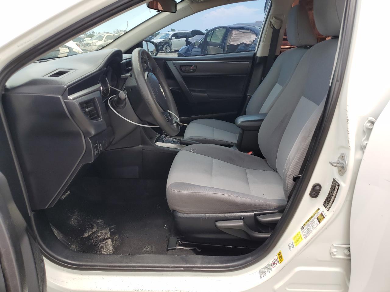 2015 Toyota Corolla L - Фото 7