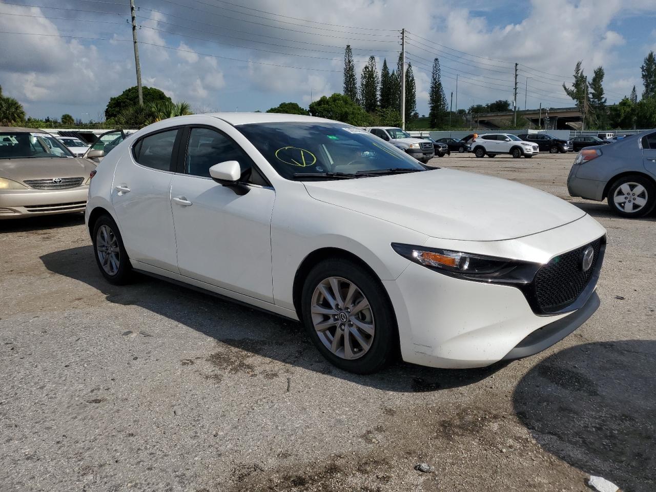 2021 Mazda 3 - Фото 4