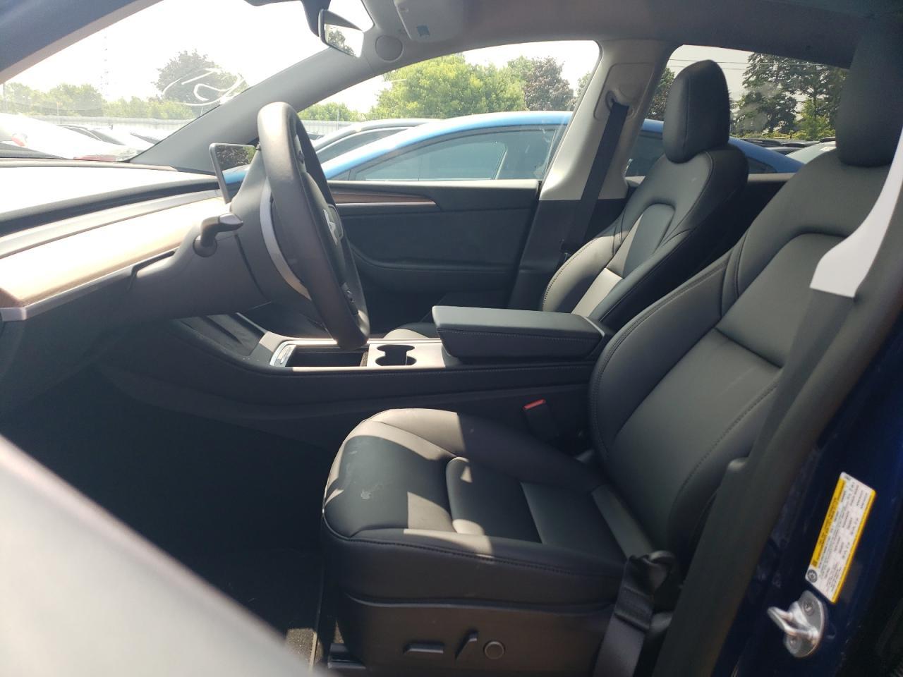 2023 Tesla Model Y - Image 7