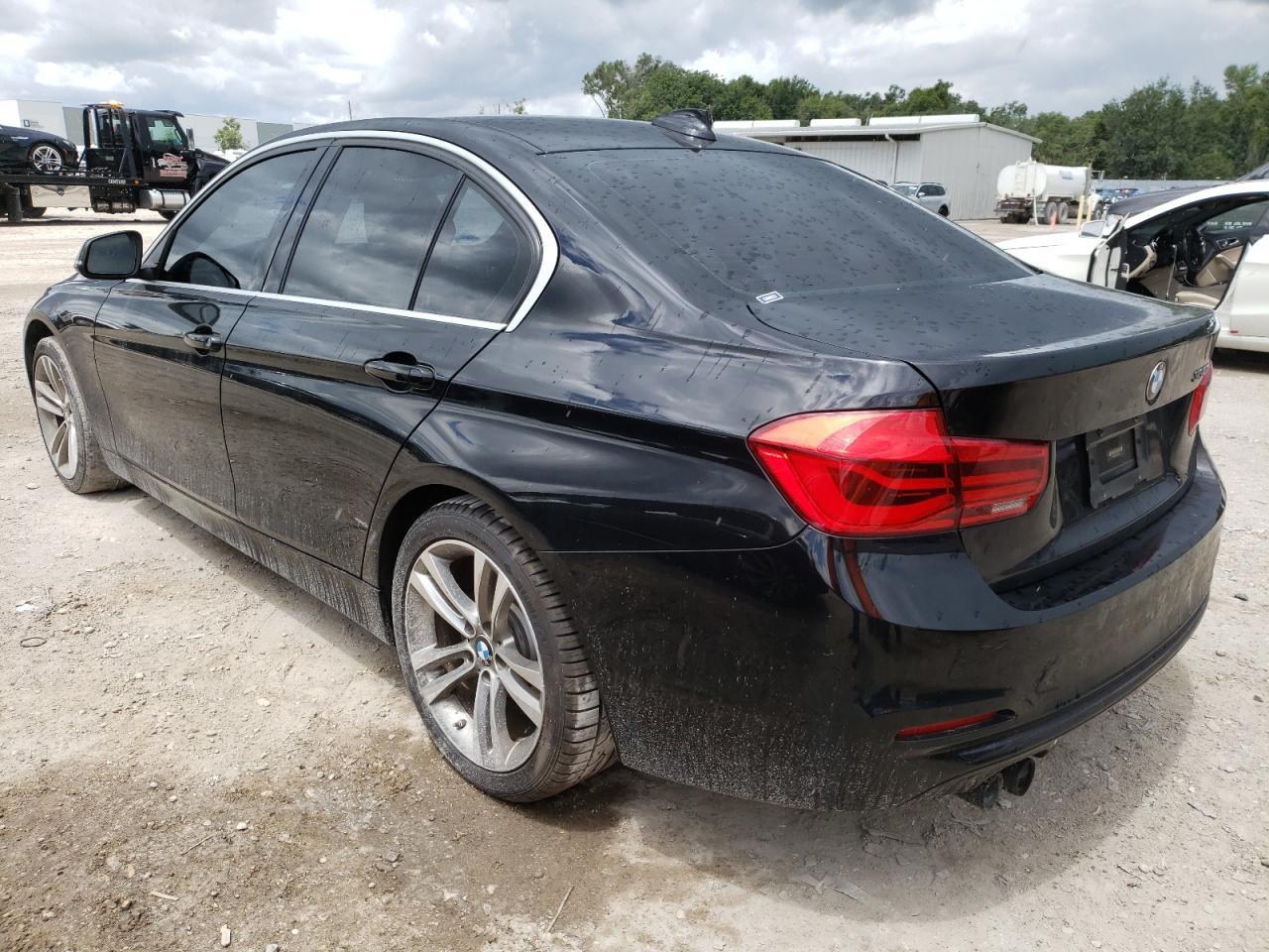 2018 BMW 330 I - Фото 2