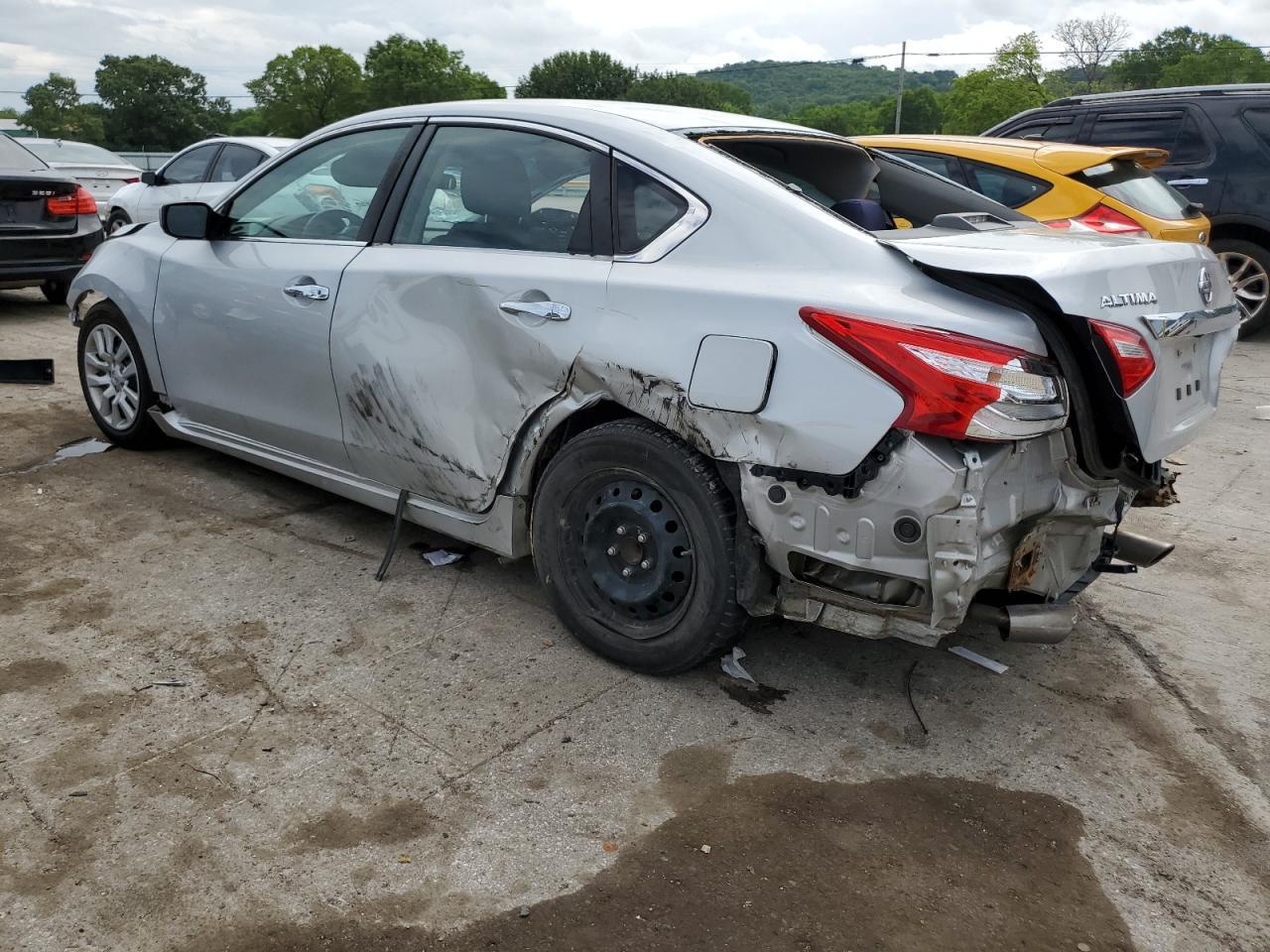 2016 Niss Altima 2.5 - Фото 2