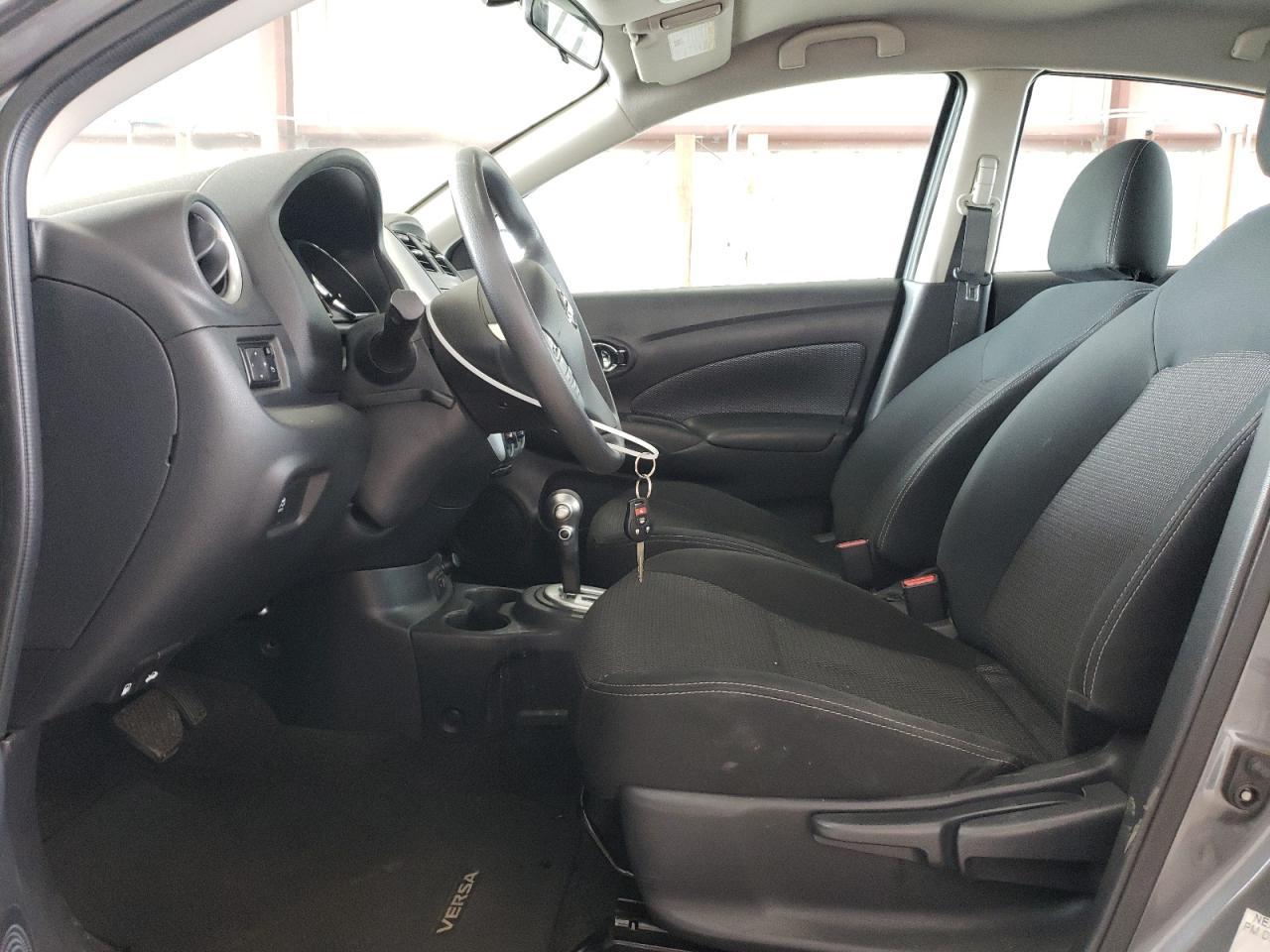 2019 Nissan Versa S - Фото 7