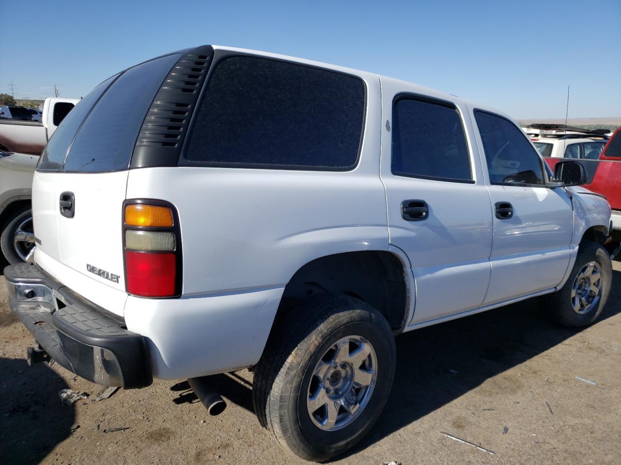 2004 Chevrolet Tahoe K1500 - Image 3
