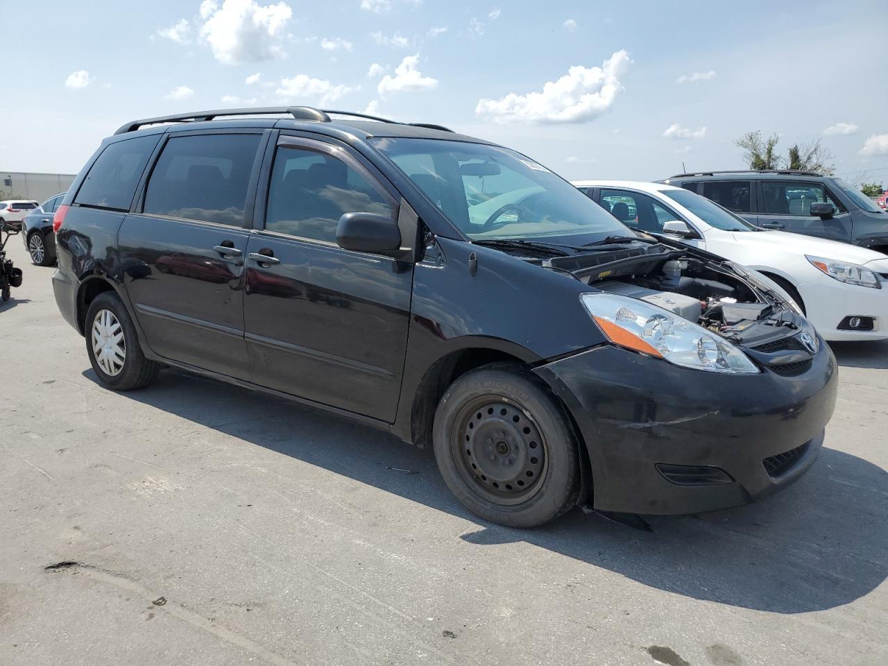 2010 Toyota Sienna Ce - Фото 4