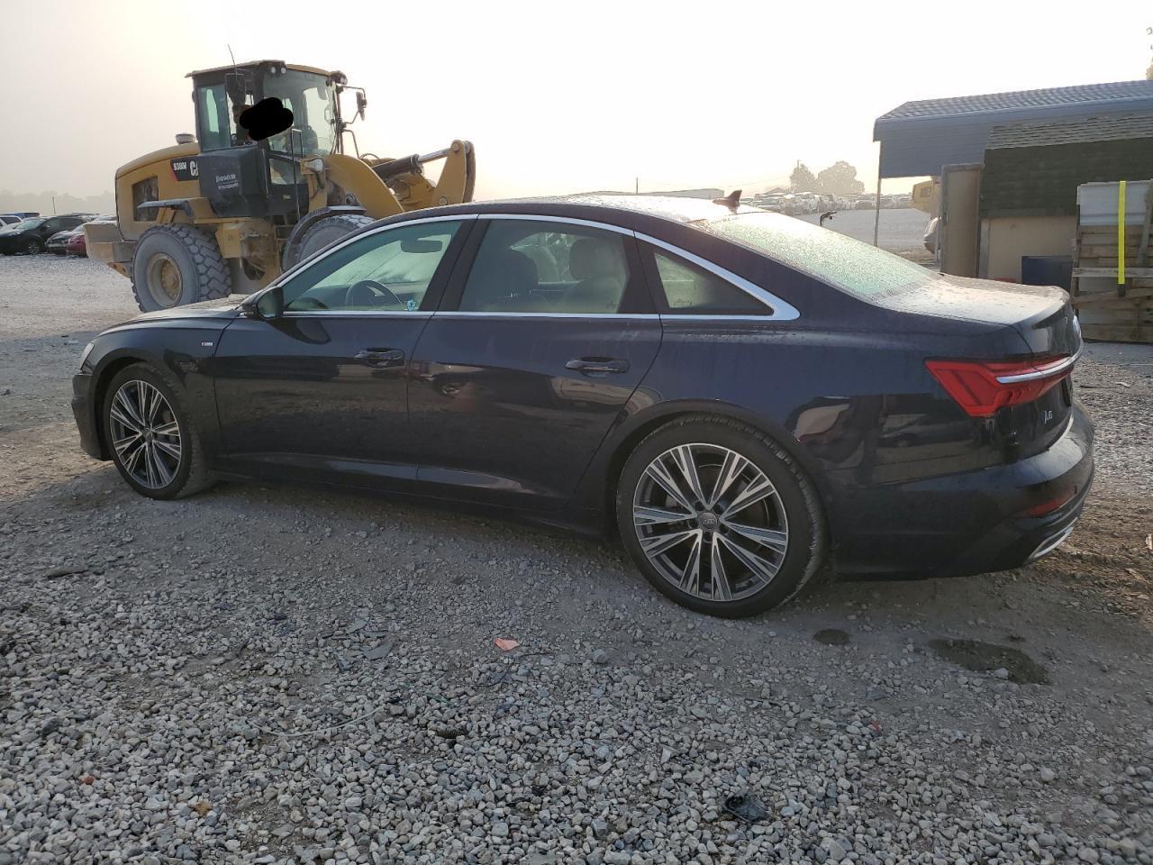 2019 Audi A6 Premium Plus - Image 2