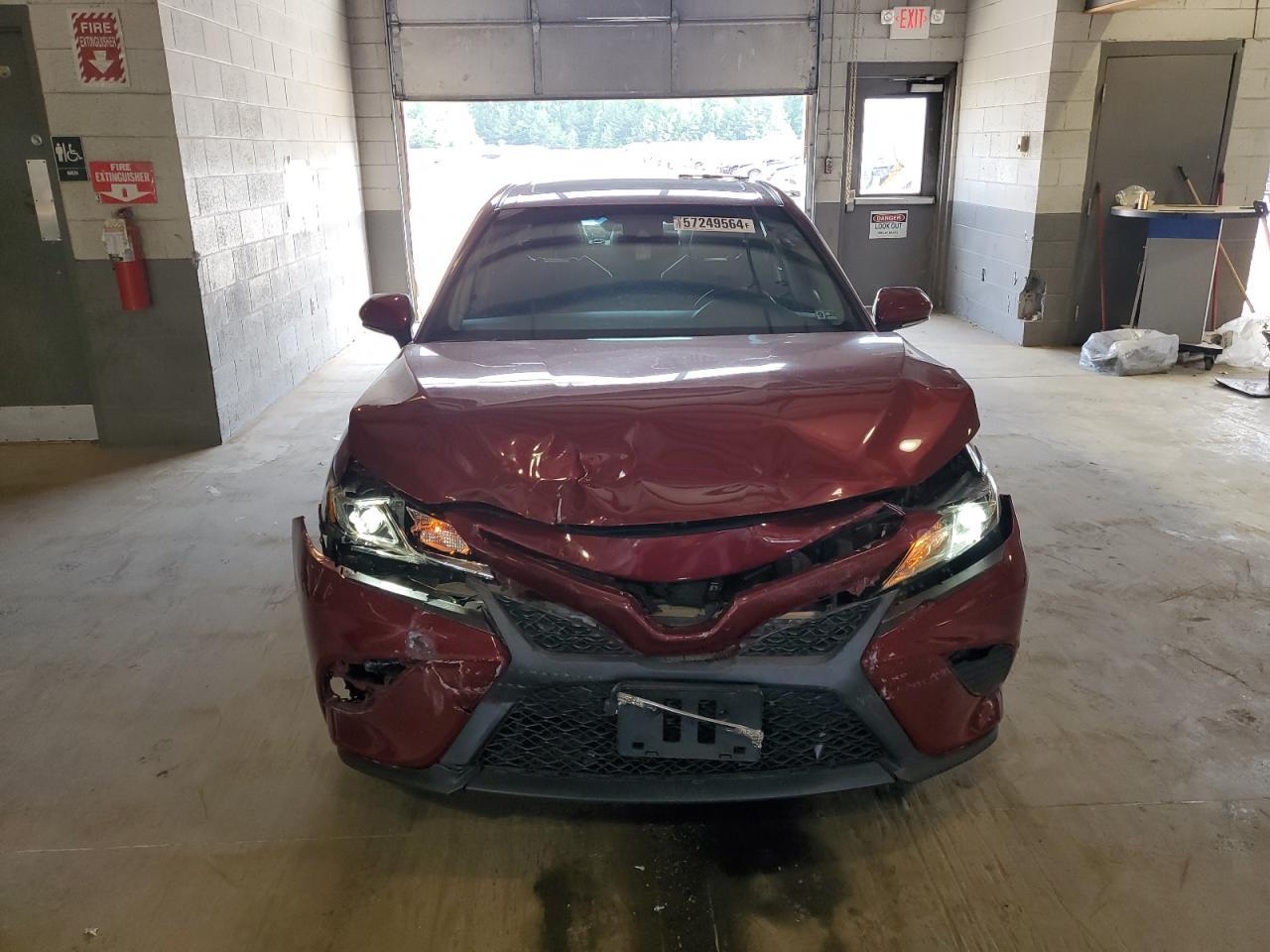 2018 Toyota Camry L - Фото 5