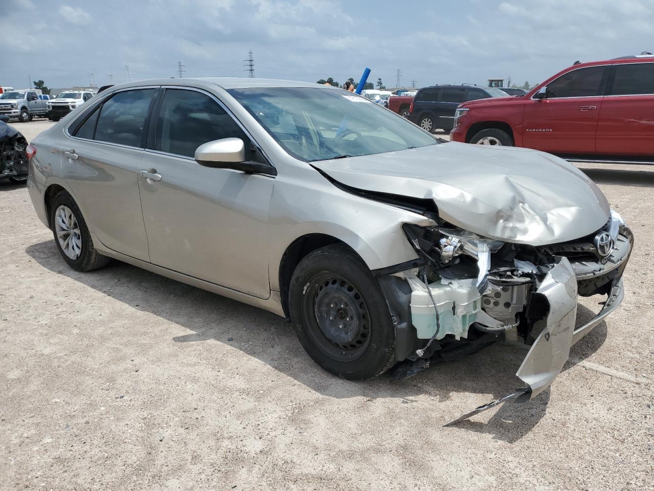 2016 Toyota Camry Le - Image 4