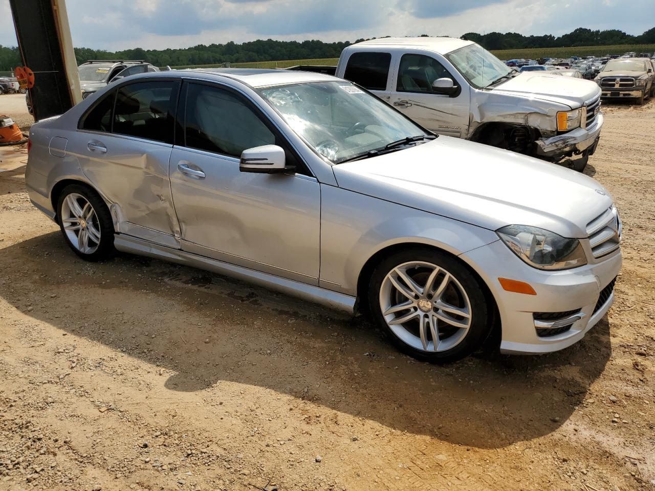 2013 Mercedes-Benz C 250 - Image 4