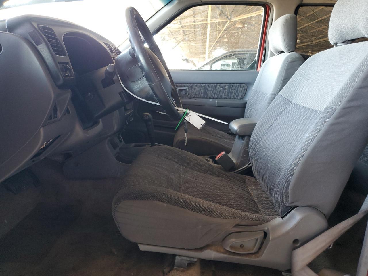 2000 Nissan Frontier Crew Cab Xe - Фото 7