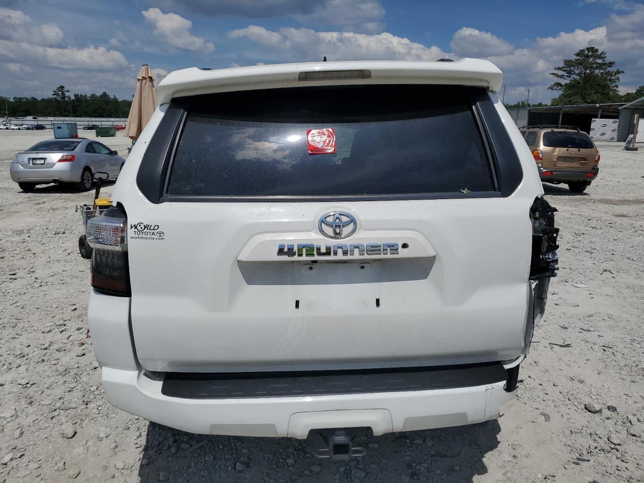 2021 Toyota 4Runner Sr5 - Image 6