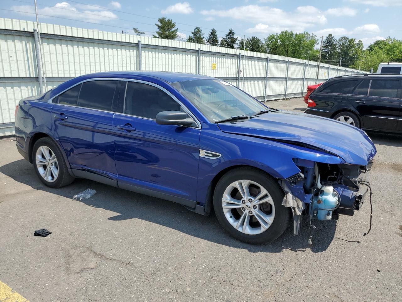 2013 Ford Taurus Se - Фото 4