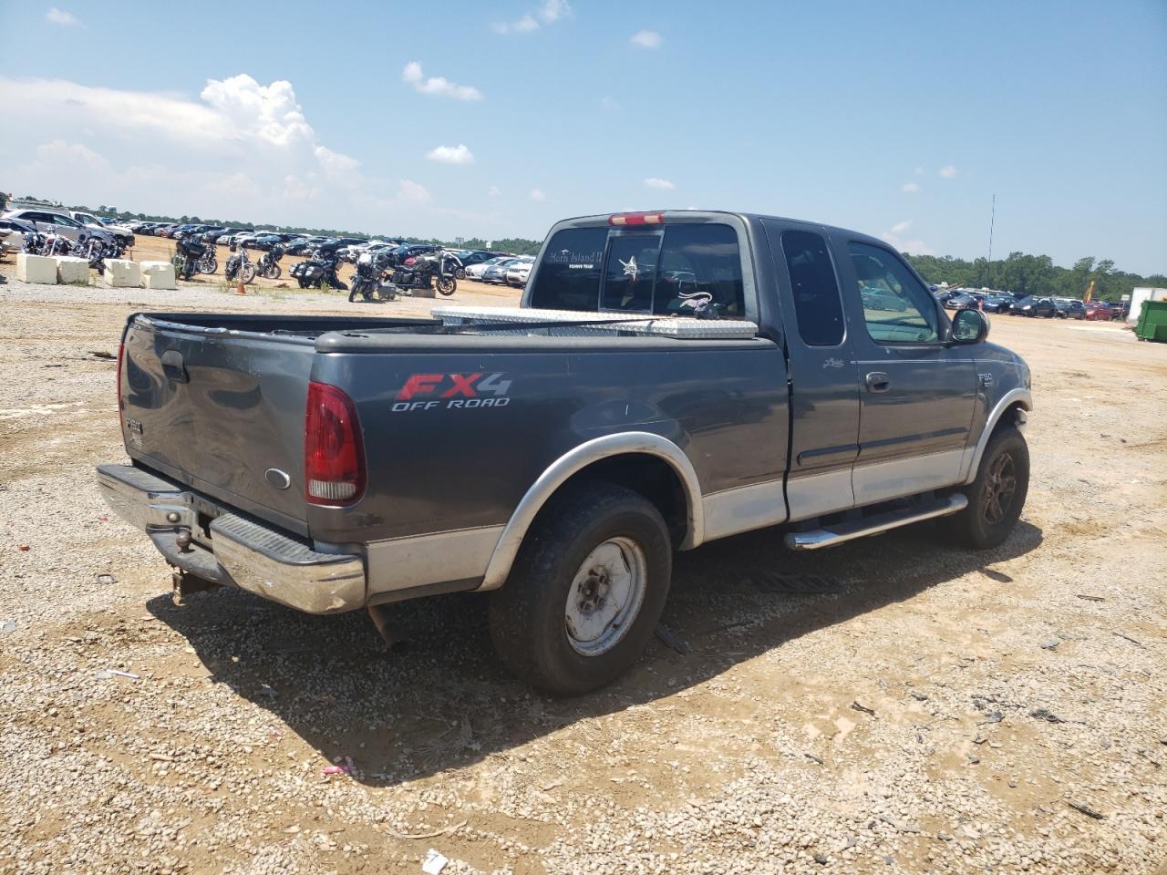 2003 Ford F150 - Фото 3