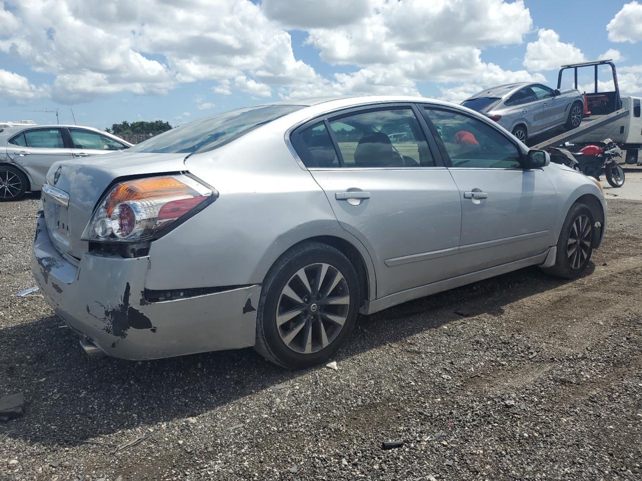 2012 Nissan Altima Base - Image 3