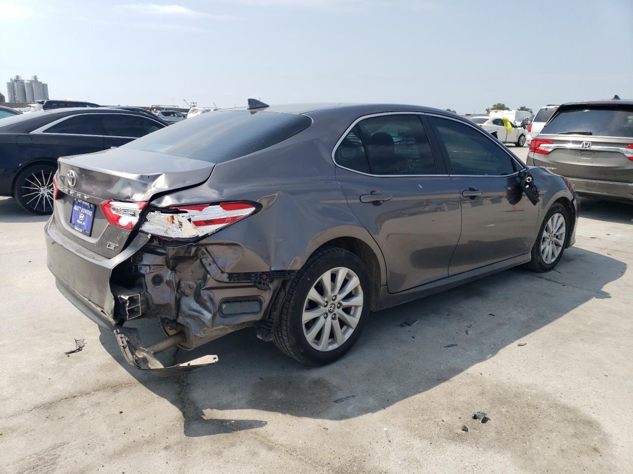 2020 Toyota Camry Le - Image 3