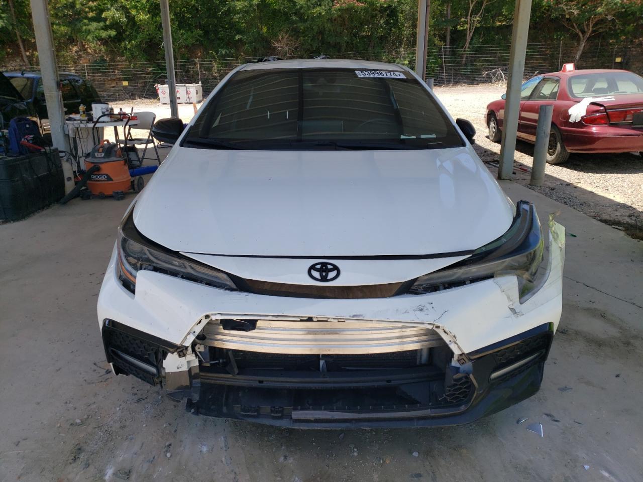 2020 Toyota Corolla Se - Фото 5