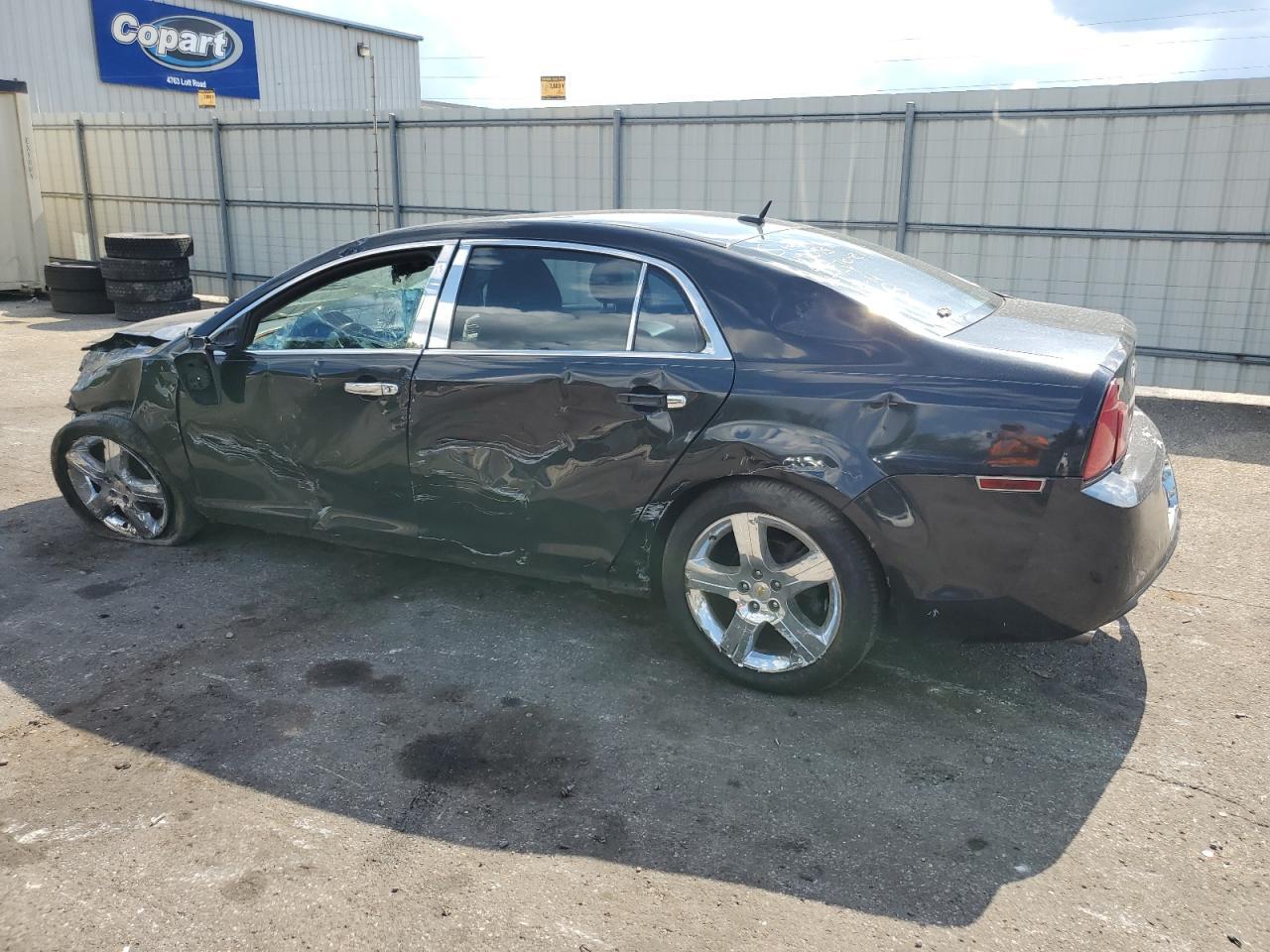 2011 Chevrolet Malibu 2Lt - Image 2