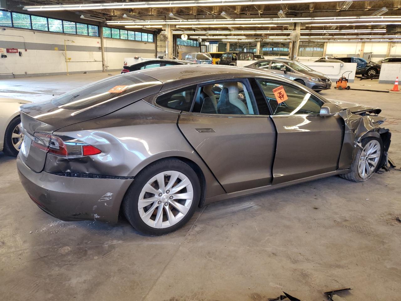 2016 Tesla Model S - Image 3