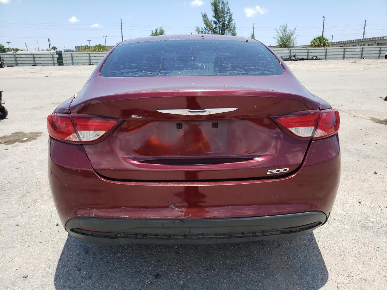 2015 Chrysler 200 Limited - Фото 6