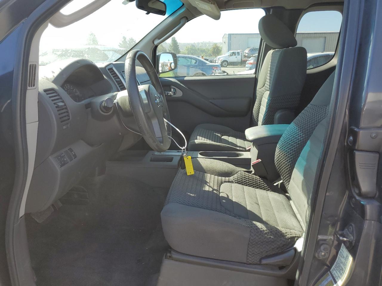 2010 Nissan Frontier King Cab Se - Image 7