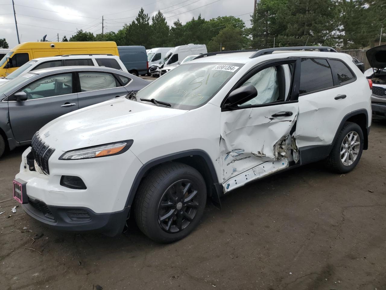 2016 Jeep Cherokee Sport