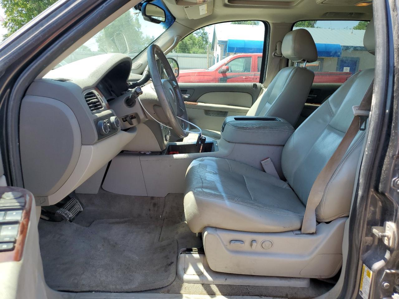 2011 GMC Yukon Xl K1500 Slt - Image 7