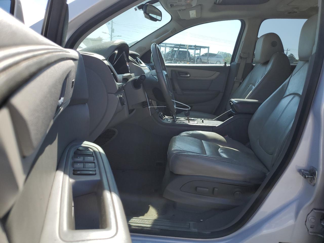 2016 Chevrolet Traverse Lt - Фото 7